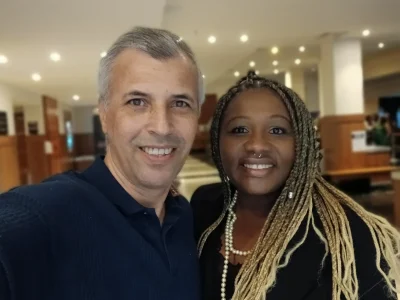 homem-e-mulher-de-quarenta-anos-de-idade