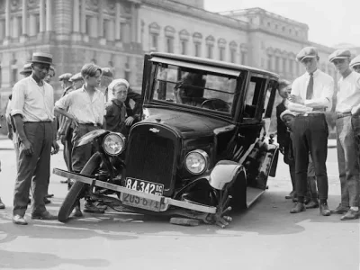 Carro acidentado